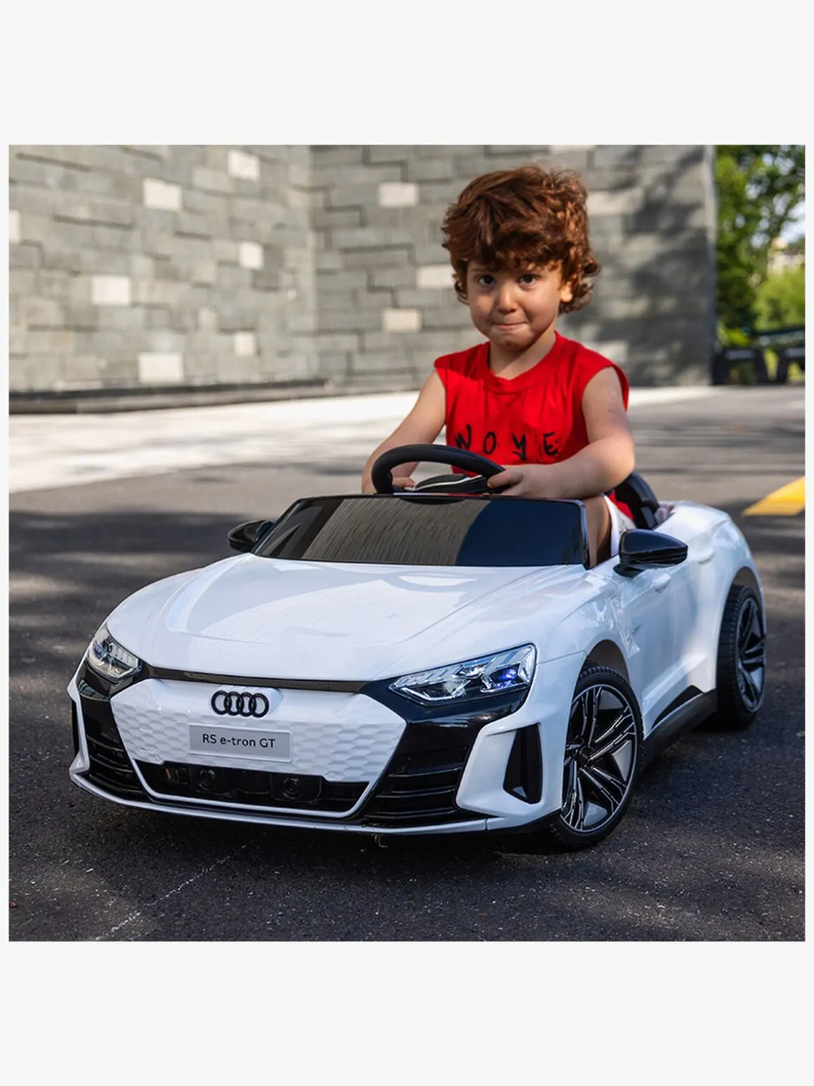 Audi RS e-tron GT Elbil med Firhjulstræk, Hvid