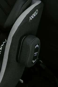 Axkid Movekid Bagudvendt Autostol, Tar