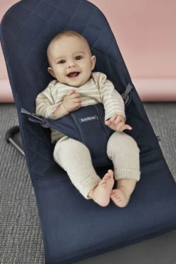 BabyBjörn Bliss Skråstol Woven Classic Quilt, Midnatsblå