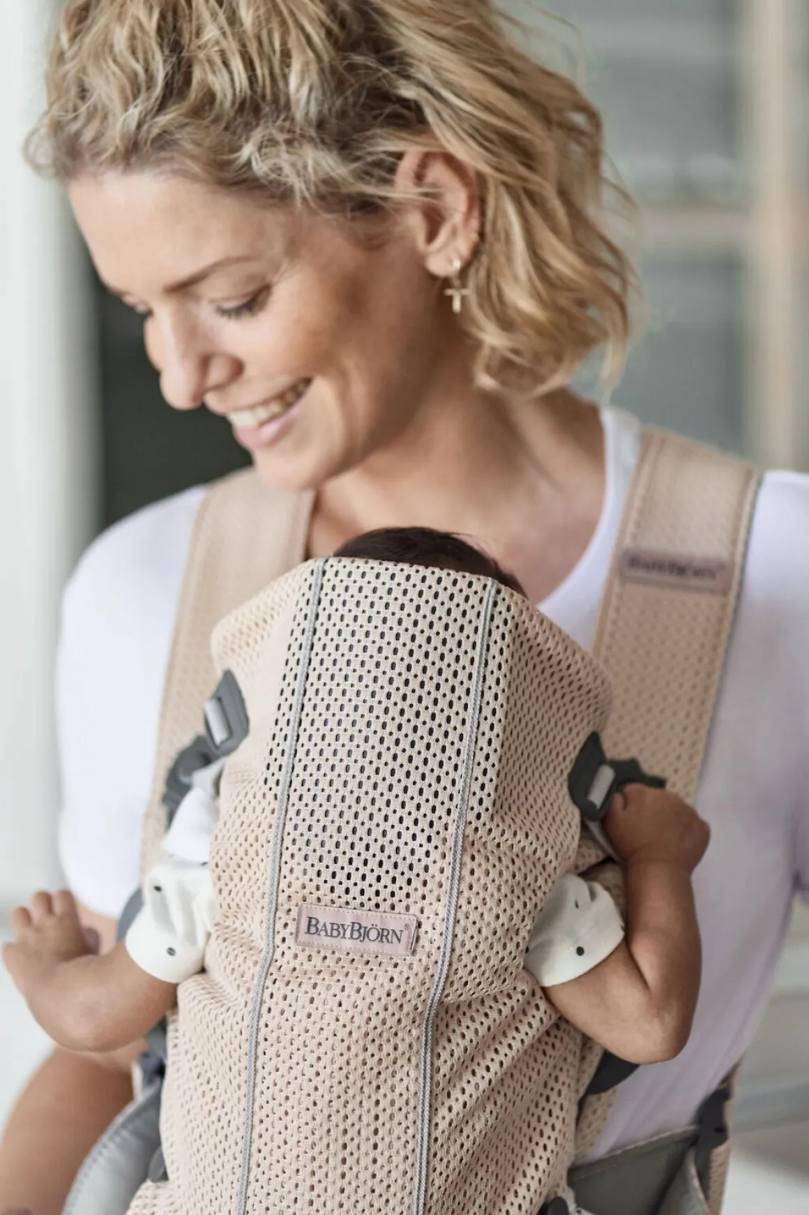 BabyBjörn Mini Bæresele 3D Mesh, Pearly Pink