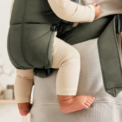 BabyBjörn Mini Bæresele Woven, Mørkegrøn