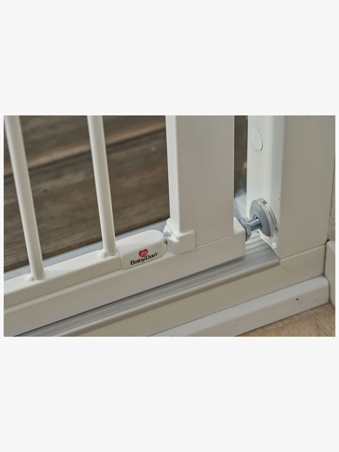 BabyDan Perfect Close Sikkerhedsgitter, Hvid