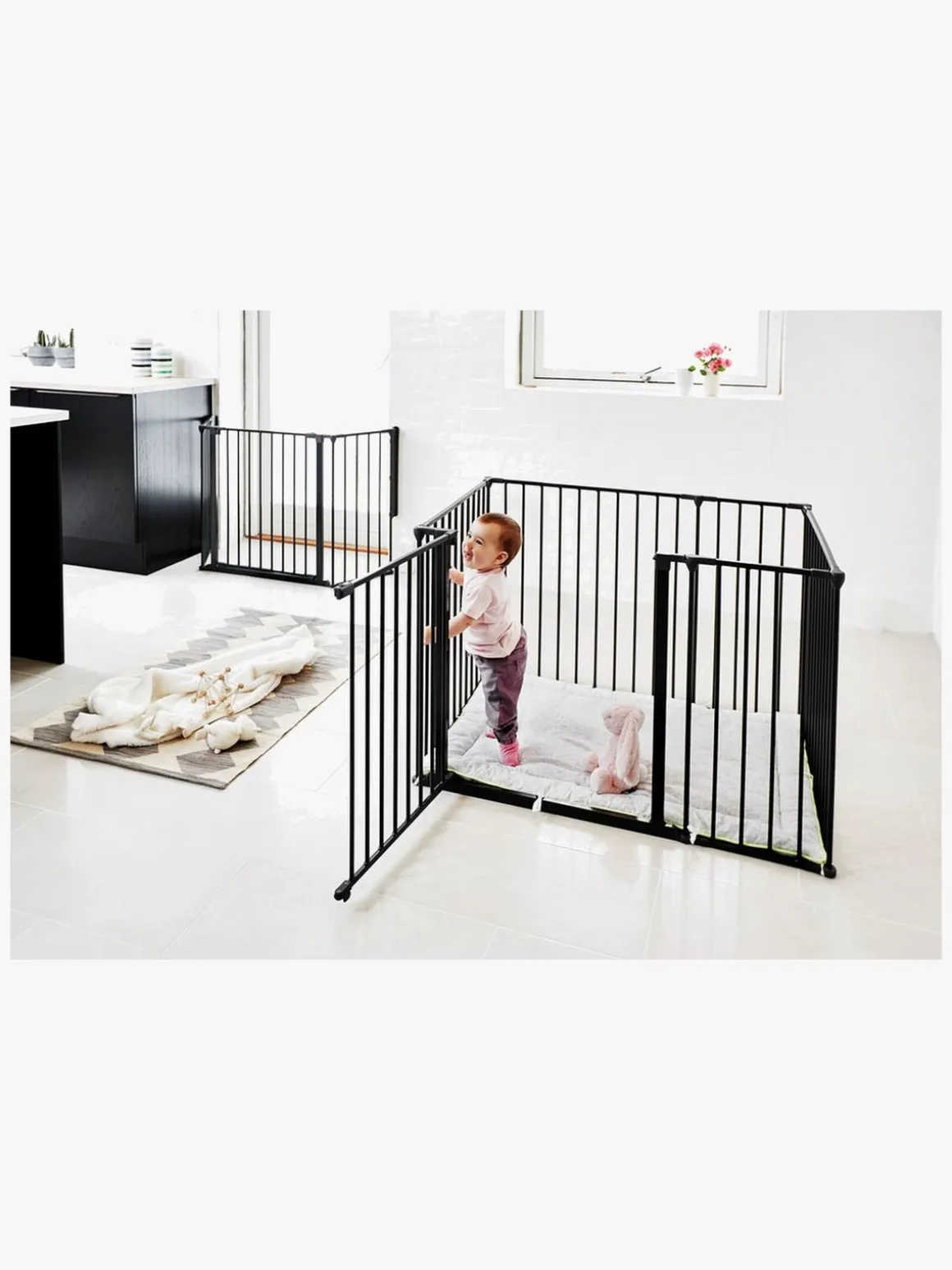 BabyDan Square Kravlegård 105x72x71 cm, Sort