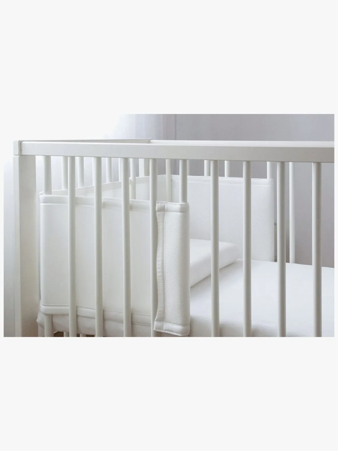 BabyMatex Bump Air Sengerand 30 x 360 cm Åndbart, Hvid