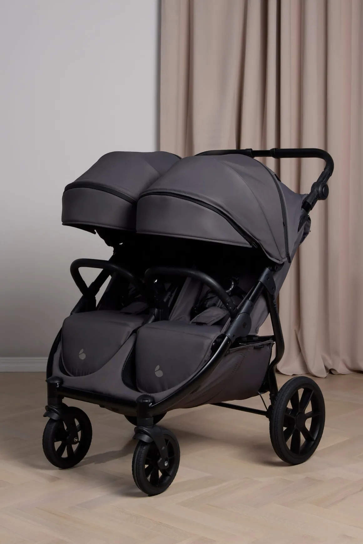 Beemoo BFF60 2 Søskendevogn inkl. Liggedele, Fog Grey