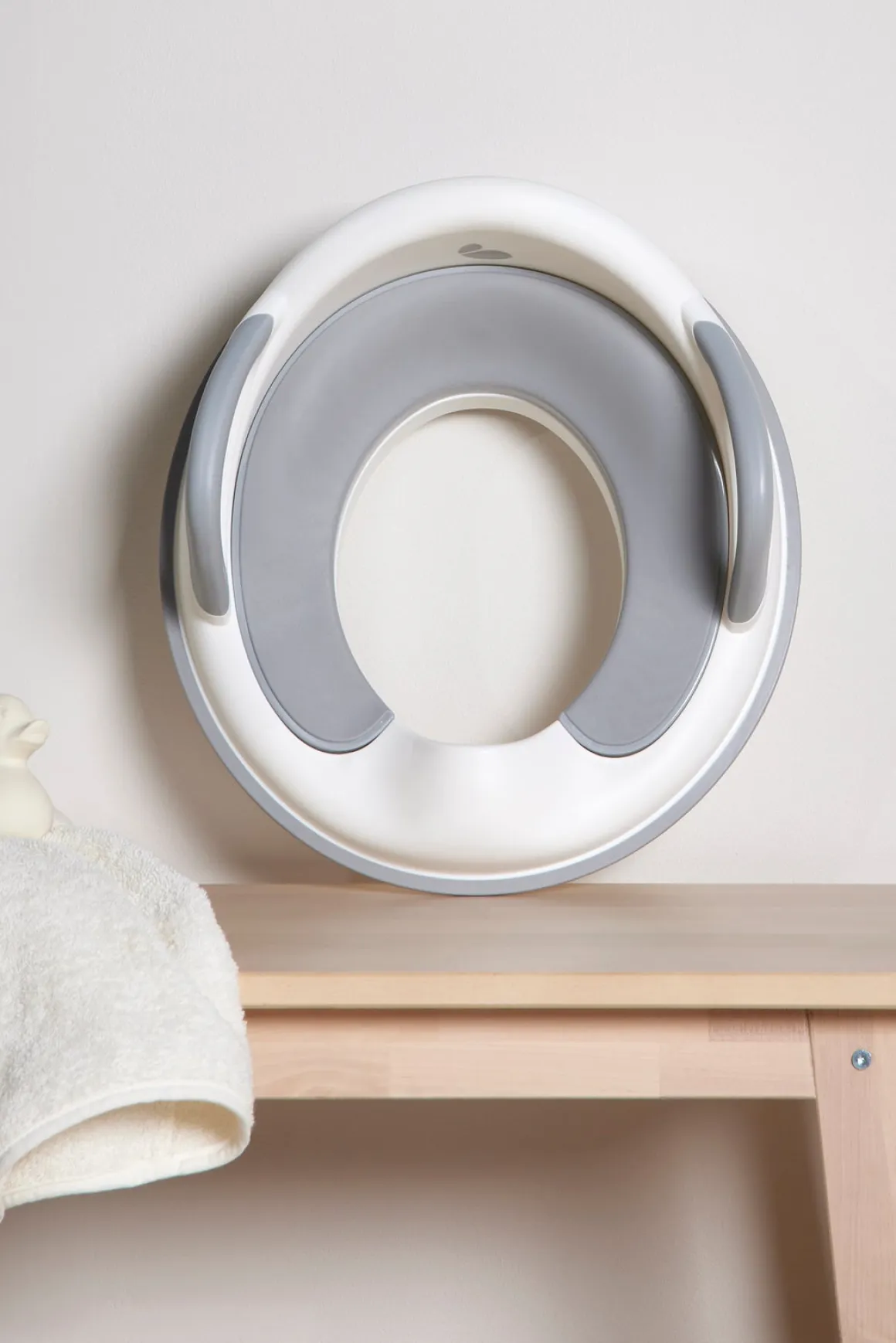 Beemoo CARE Assist Toiletsæde & Skammel, White/Grey