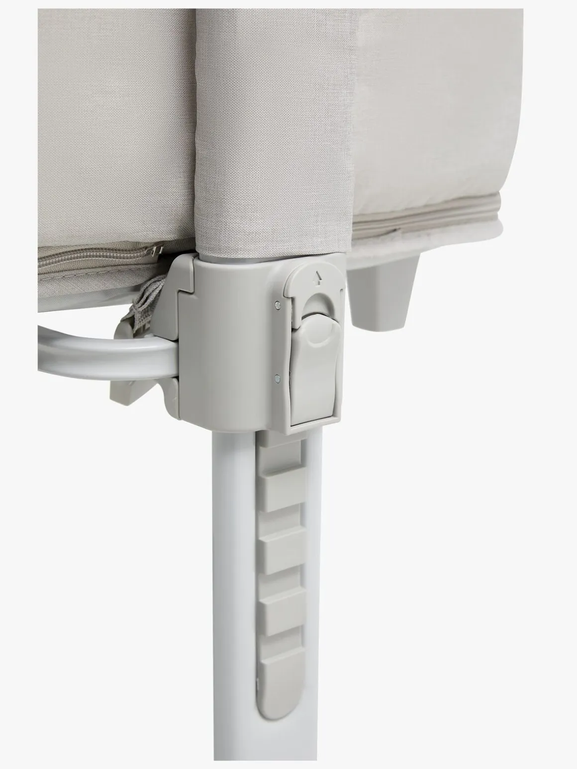 Beemoo CARE 2-i-1 Bedside Crib & Kravlegård, Light Grey