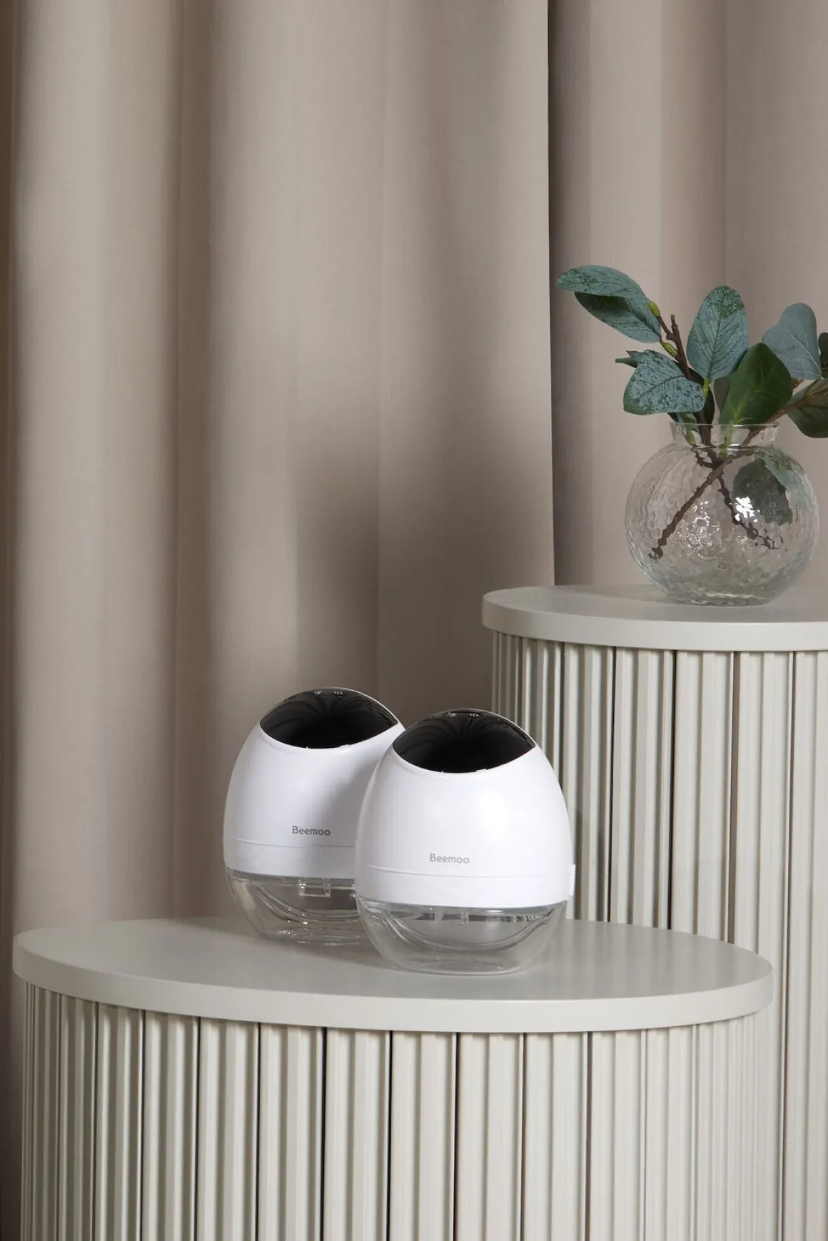 Beemoo CARE Wearable LED Elektrisk Brystpumpe Dobbelt inkl. Modermælksposer 30-pak