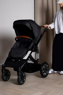 Beemoo Maxi 4 Duovogn, Black/Black