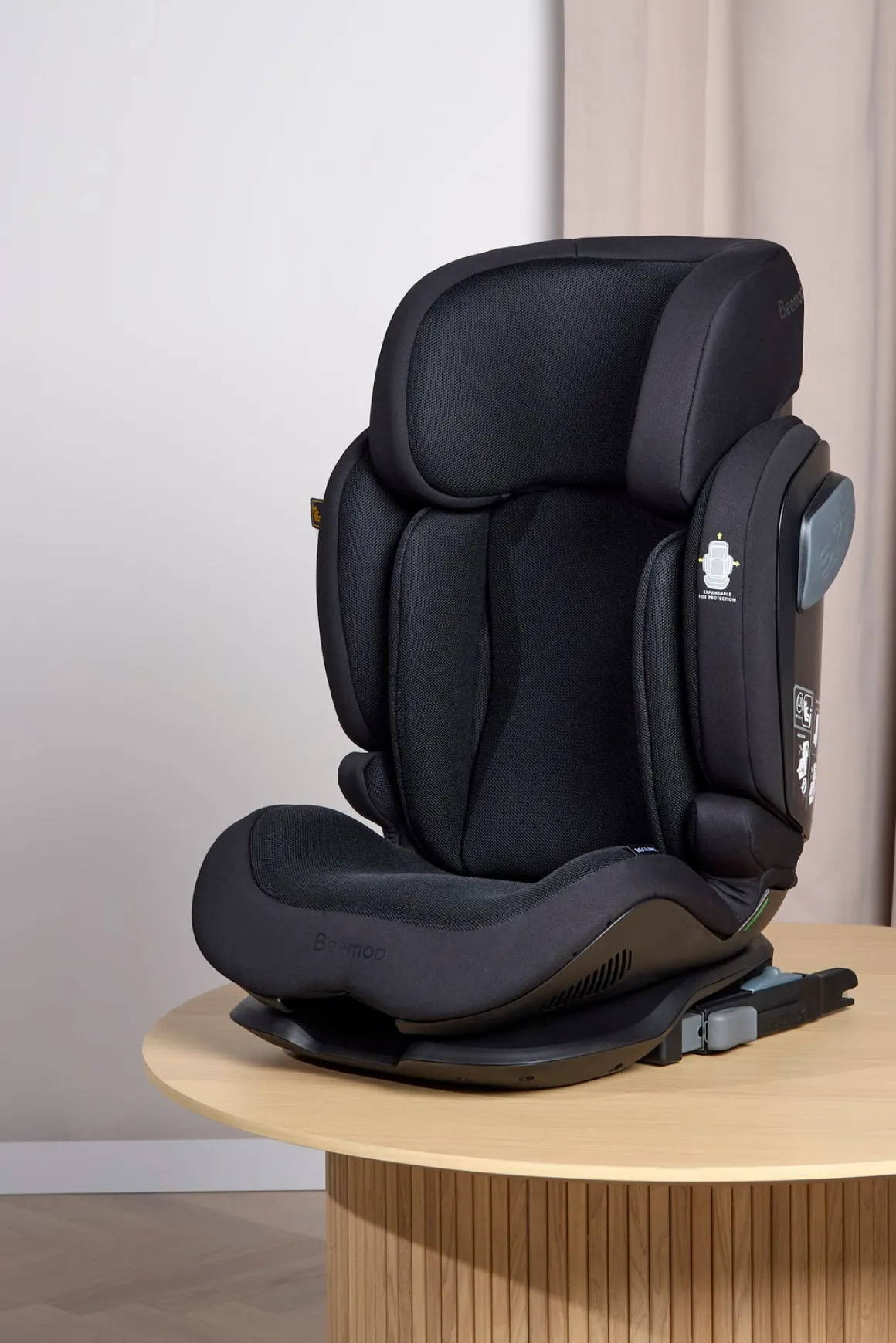 Beemoo Recline i-Size Autostol inkl. Ventilerende Hynde, Black Mesh/Antracit