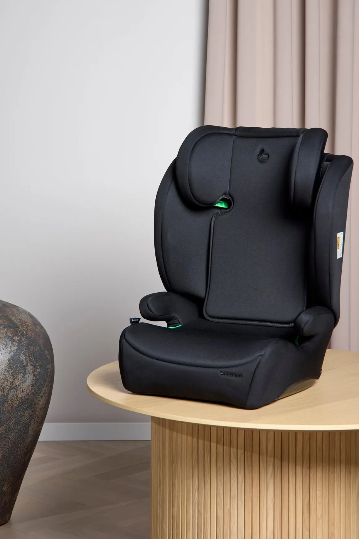 Beemoo Ride i-Size Autostol inkl. Beemoo 3-i-1 Sædebeskytter, Black Stone/Black