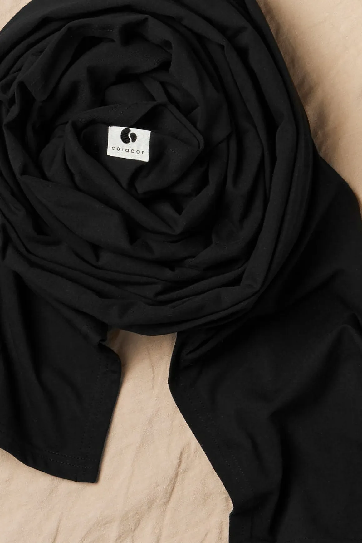 Coracor Vikle, Solid Black