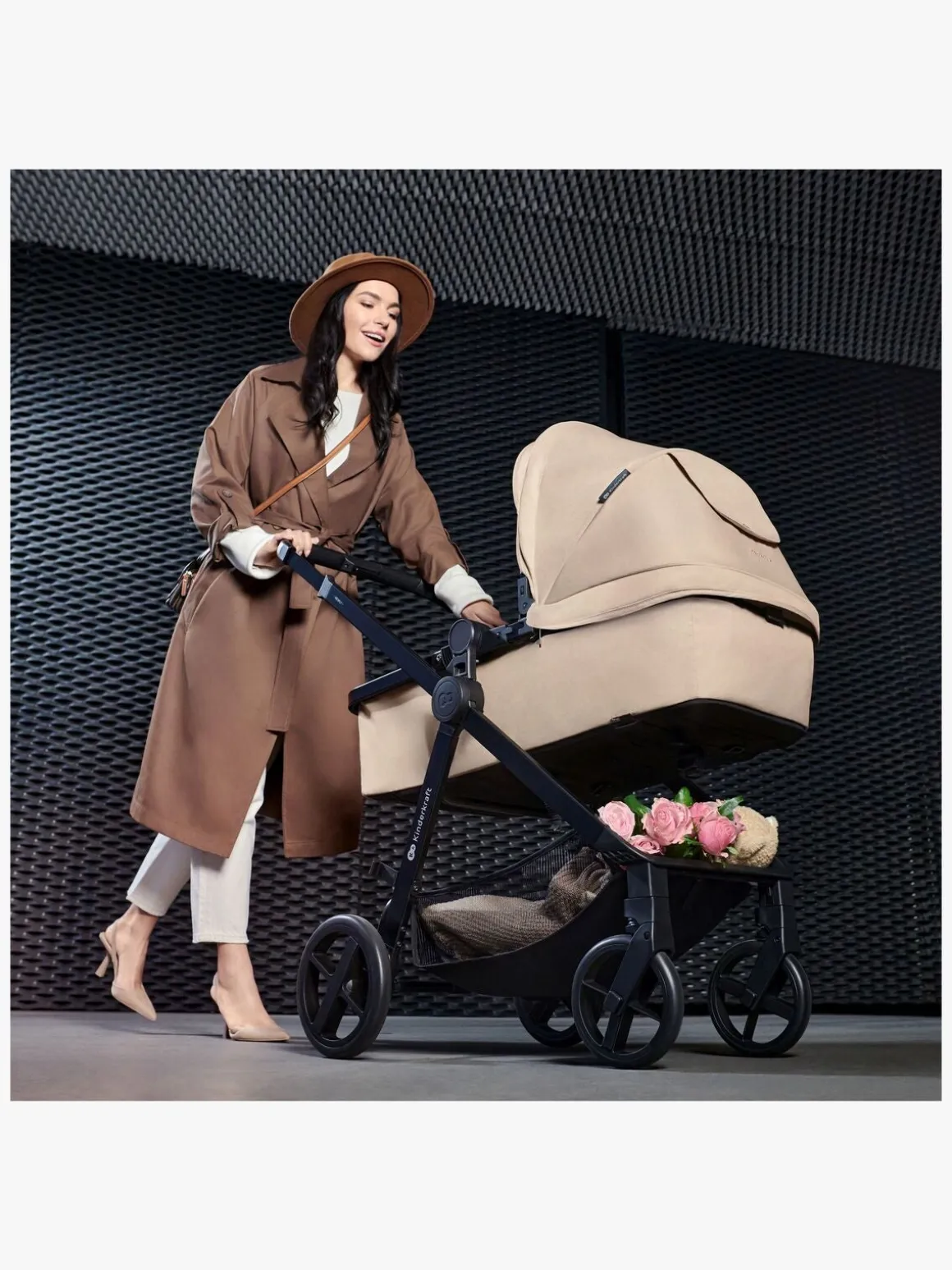 Kinderkraft 3-i-1 NEWLY Kombivogn Travelsystem, Classic Black