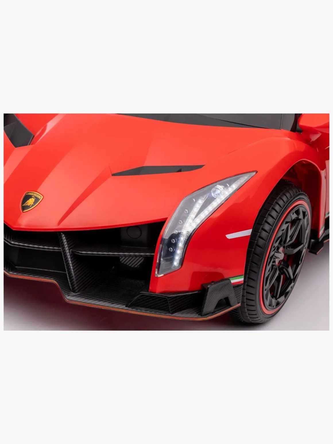 Lamborghini Veneno Elbil, Rød