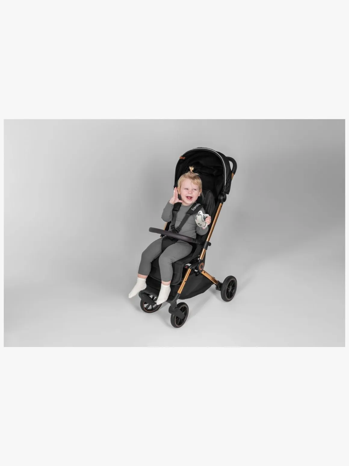 Lionelo CLOE Klapvogn, Black Onyx
