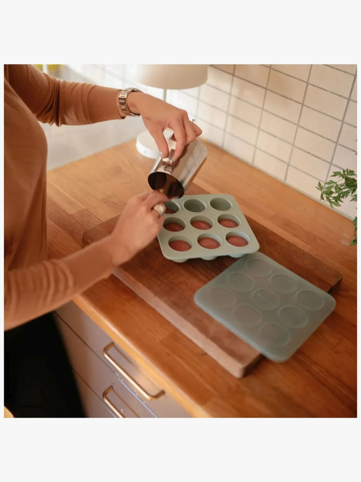 Mushie Fryseform til Babymad, Cambridge Blue