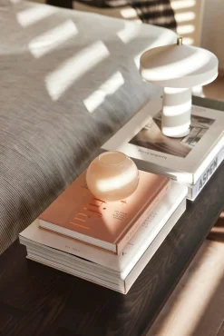 OYOY Hatto LED Bordlampe, White